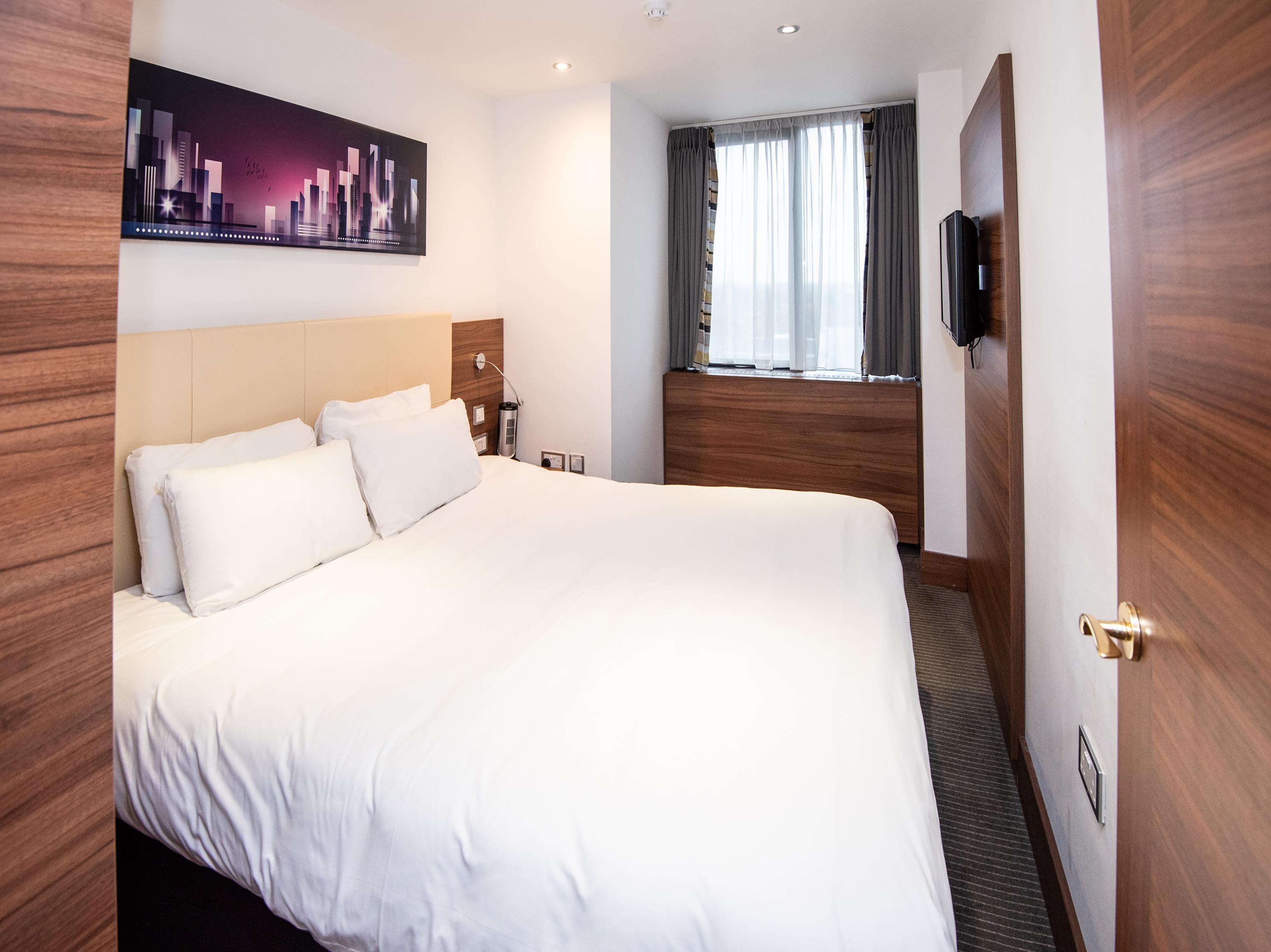 Livin' Serviced Apartments Watford  Buitenkant foto