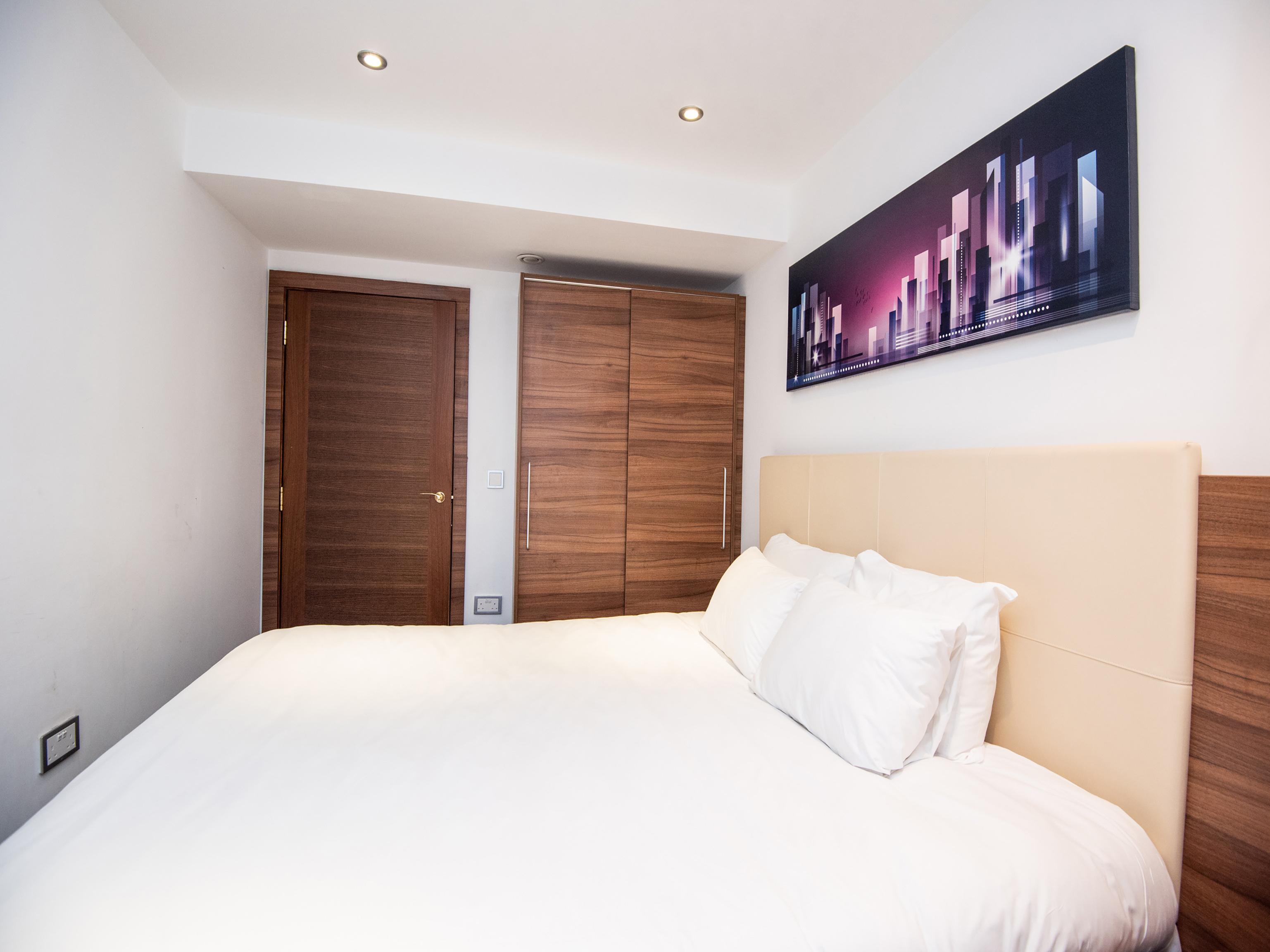 Livin' Serviced Apartments Watford  Buitenkant foto