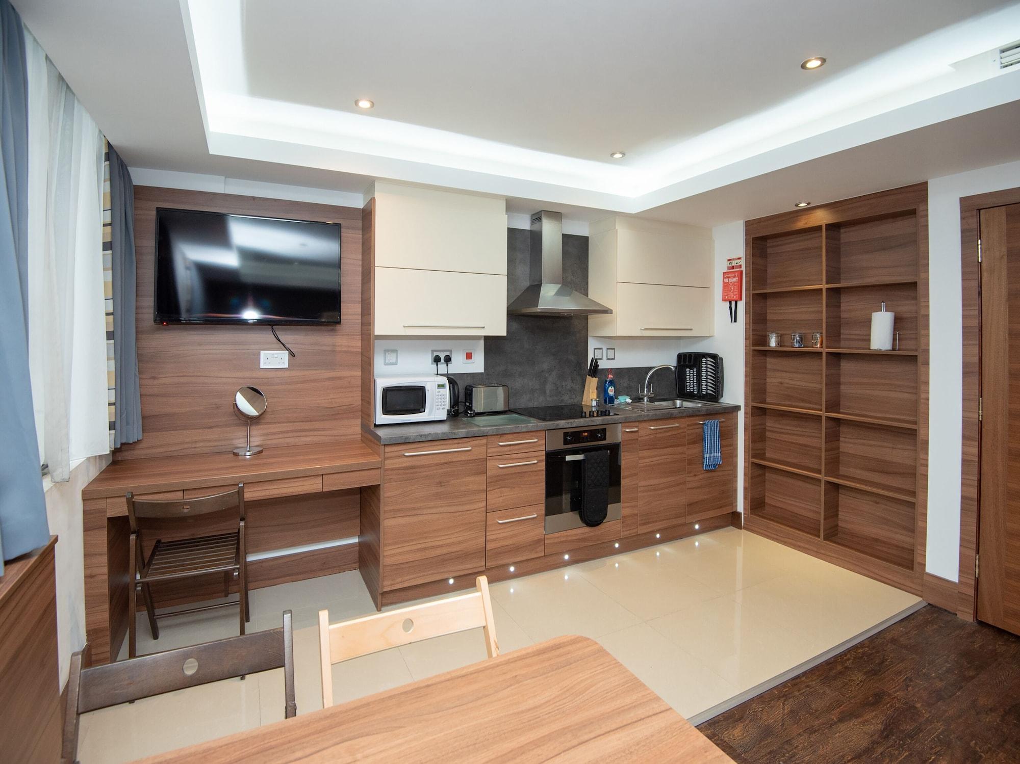 Livin' Serviced Apartments Watford  Buitenkant foto