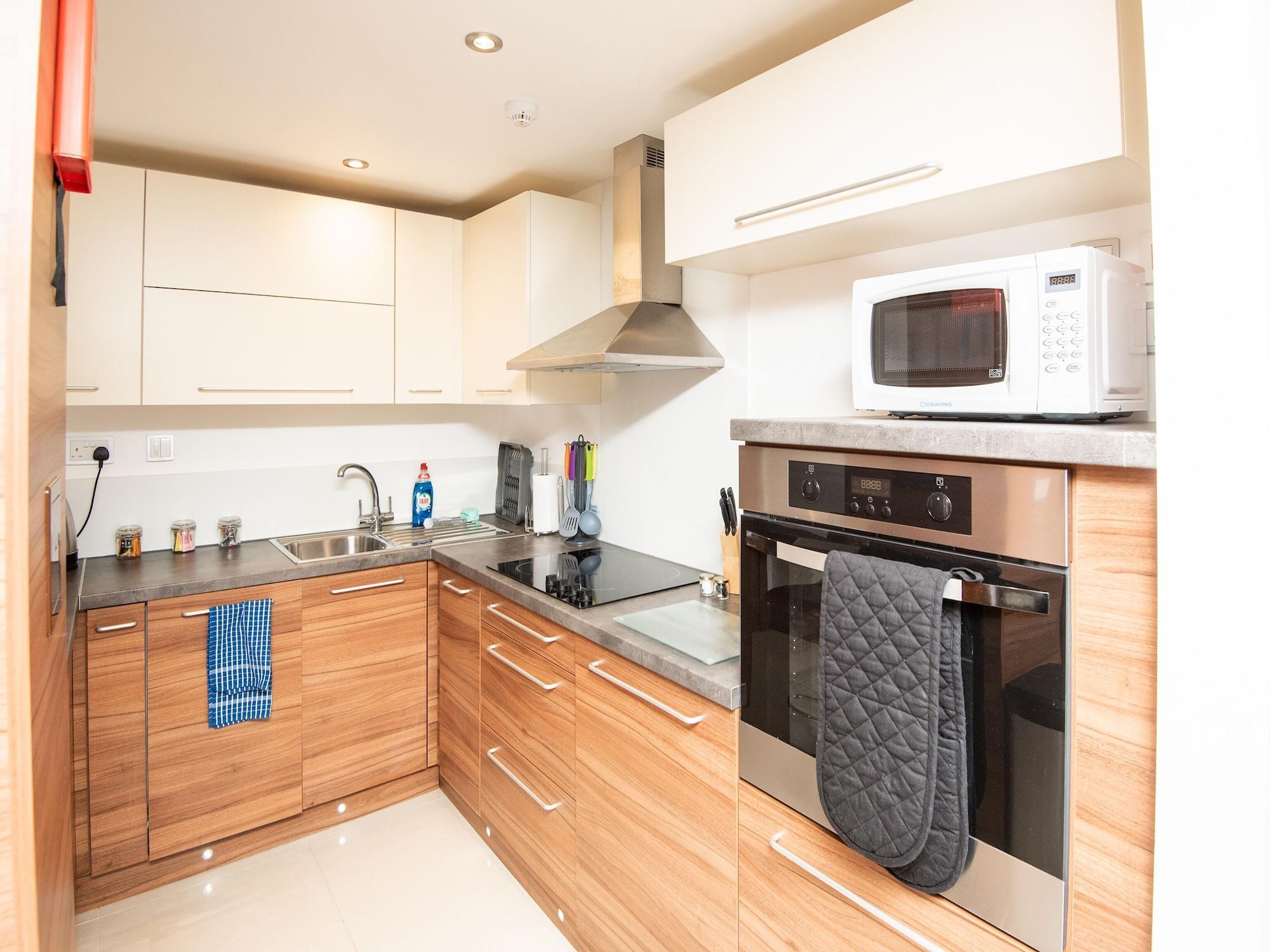 Livin' Serviced Apartments Watford  Buitenkant foto